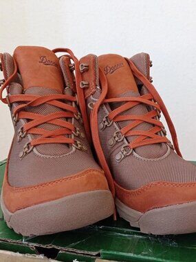 Danner Women 30137 Adrika Hiker 5" Hiking Boot Sienna Size US 8 - NEW